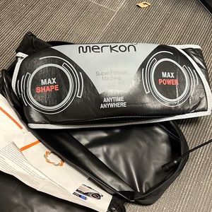 Waist massage therapy electrodes with heat rejection fat belt massager